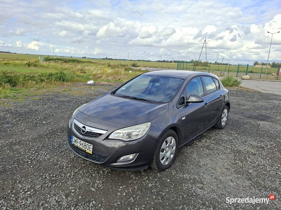 Opel Astra j 13 cdti 2011r Legnica