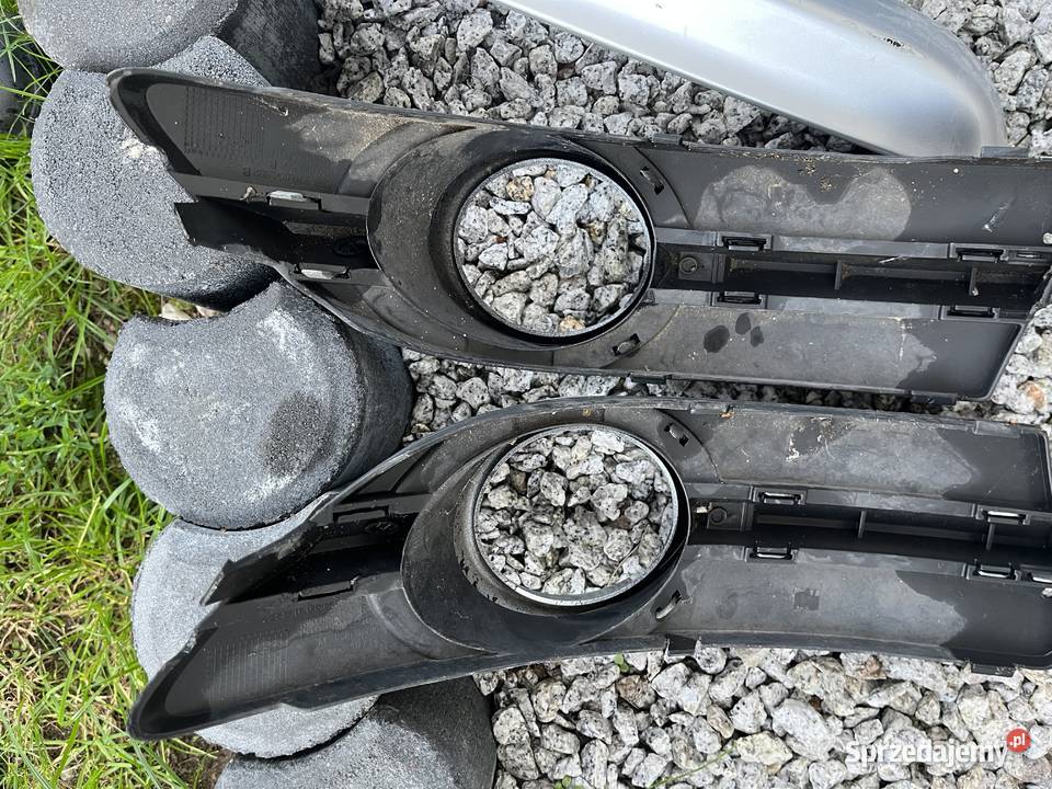 VW EOS 20052010 KRATKA LEWA ZDERZAKA PRZÓD K7W osobowe Części samochodowe