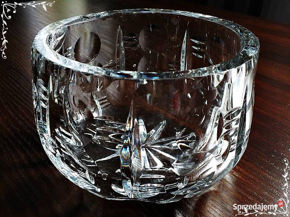 Piękna kryształowa bomboniera cukiernica Porcelana i szkło Żary