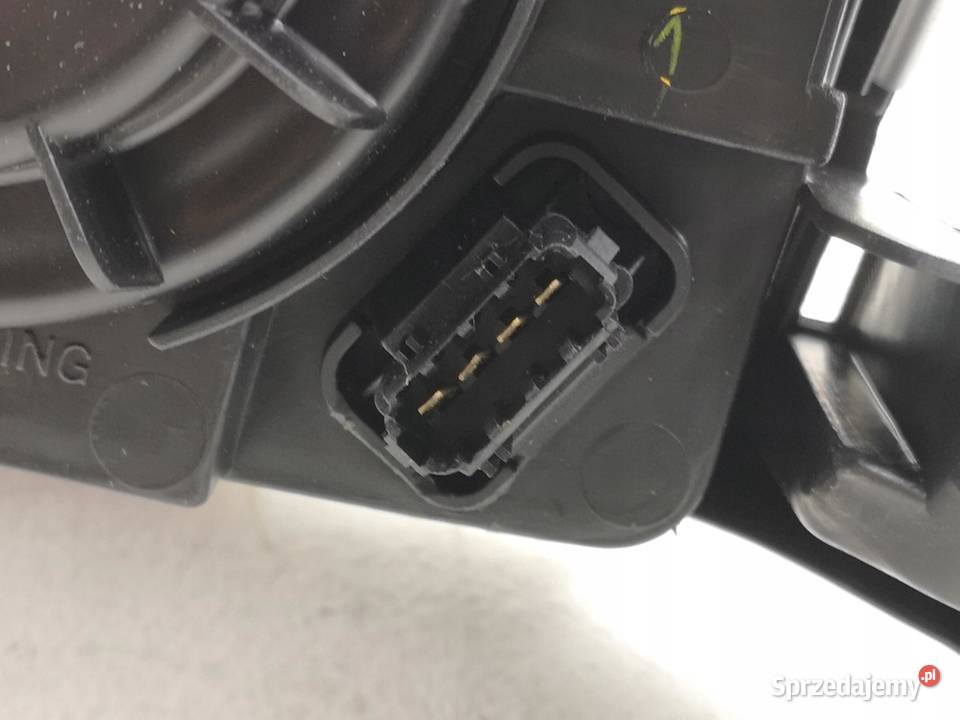 LAMPA PRAWY PRZÓD VOLVO S80 I 19982006 NOWA DEPO Lampy przeciwmgielne