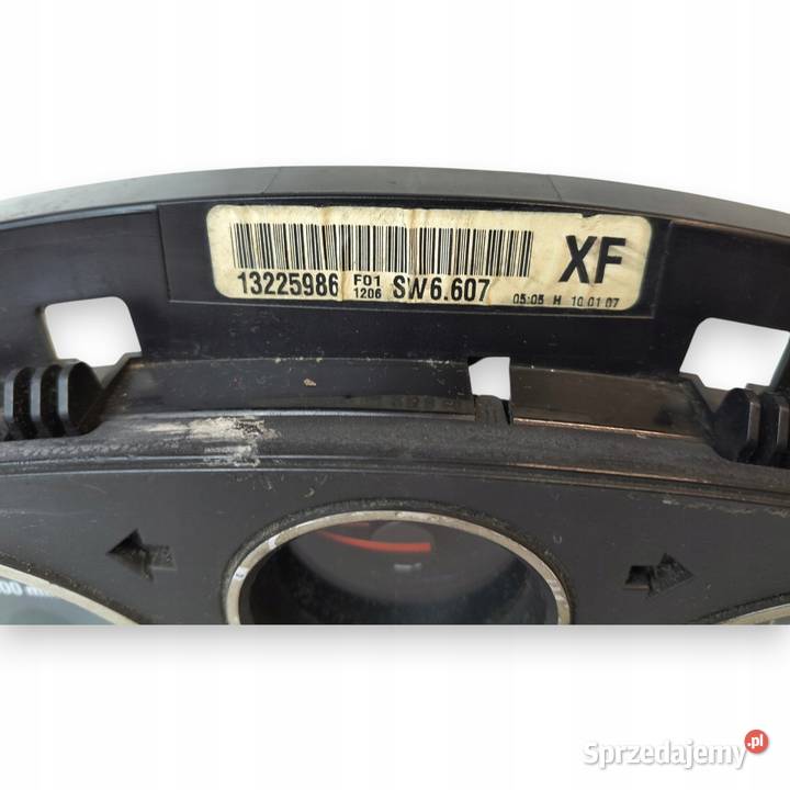 LICZNIK ZEGARY 13225986 XF Opel Astra H Zafira B osobowe Chełm