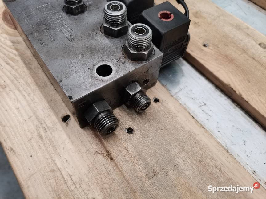 Blok zaworowy CAT TH 62 Husco 5006 Wilkowo