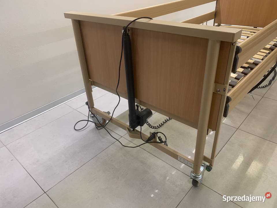 ŁÓŻKO DO REHABILITACJI Z PILOTEM DALI BRMEIER Kalety