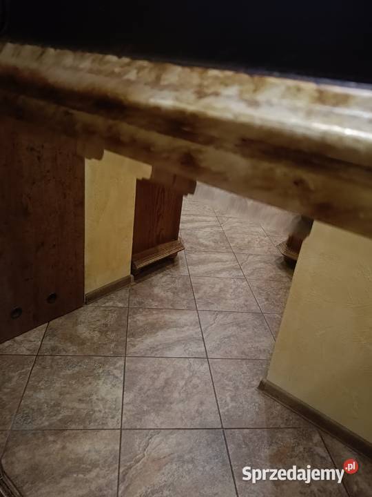 Duże lustro kryształowe w pięknej starej ramie