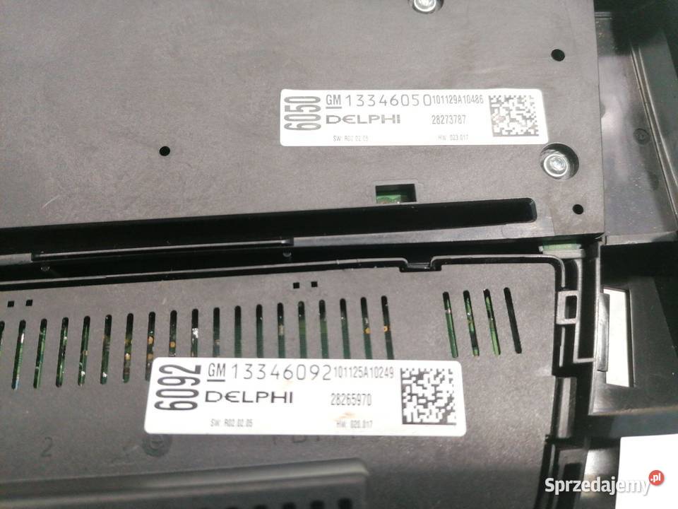 RADIO OPEL ASTRA J MERIVA B 13346092