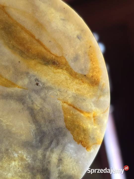 Naszyjnik z żywicy epoksydowej wisior kamień Legnica