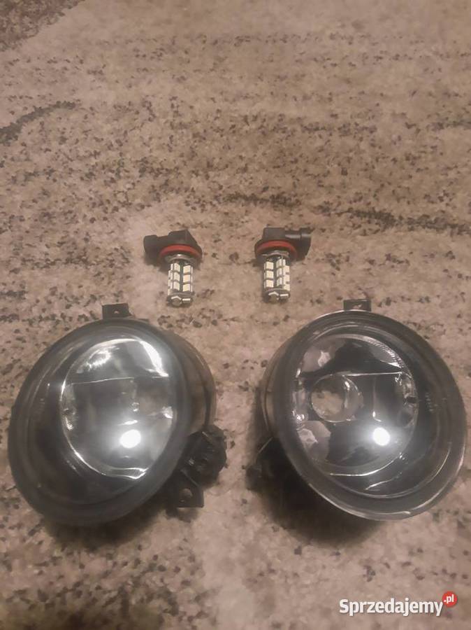 Halogeny lampy w zderzak Tiguan Touran Eos Caddy Pozostałe