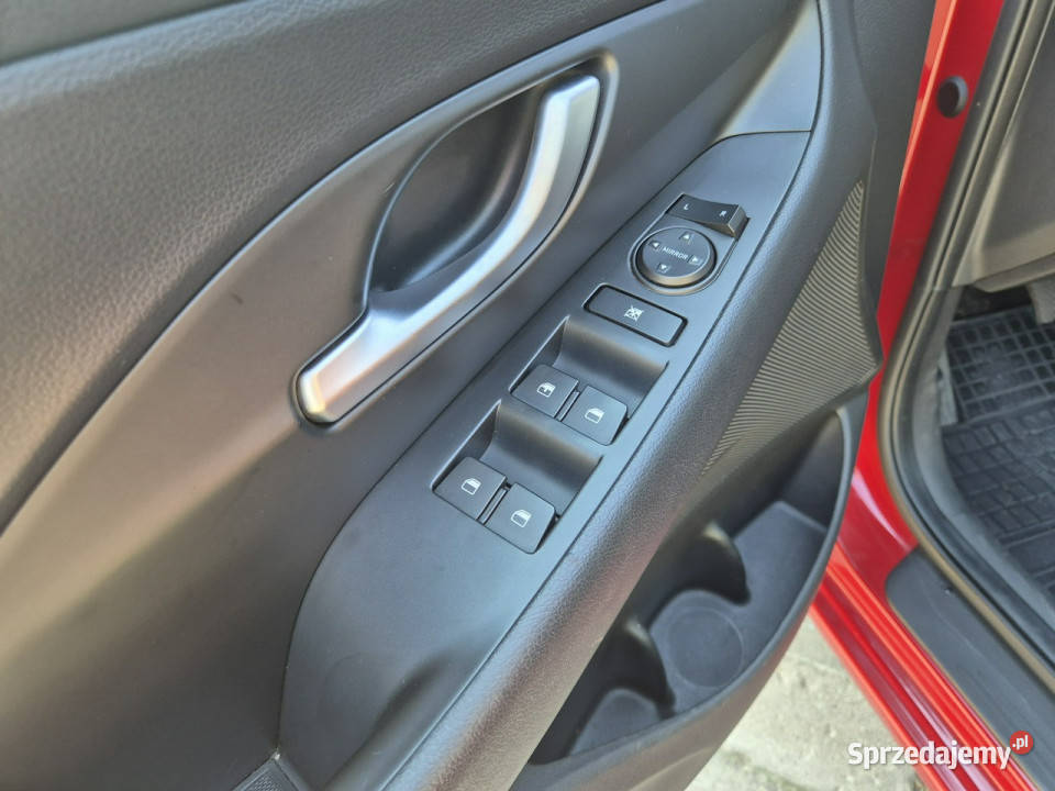 Hyundai i30 16 CRDI 6MT 115 WersjaClassic bluetooth Łódź sprzedam