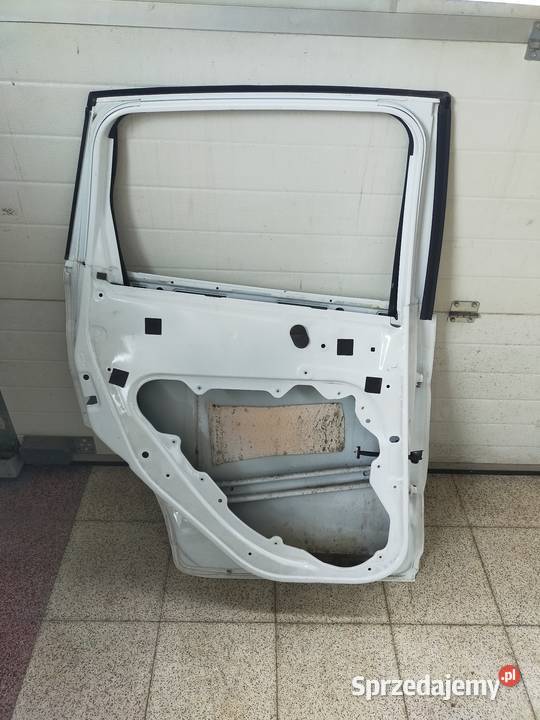 Drzwi lewy tył Ford Kuga Mk 1 części blacharskie Karoseria Skoczów sprzedam