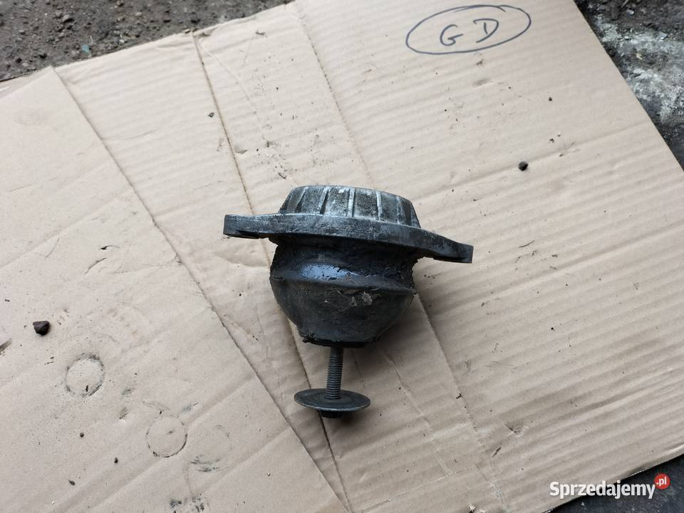 AUDI 80 B3 B4 A6 C4 KOMBI AVANT PODUSZKA SILNIKA Kamień-Kolonia