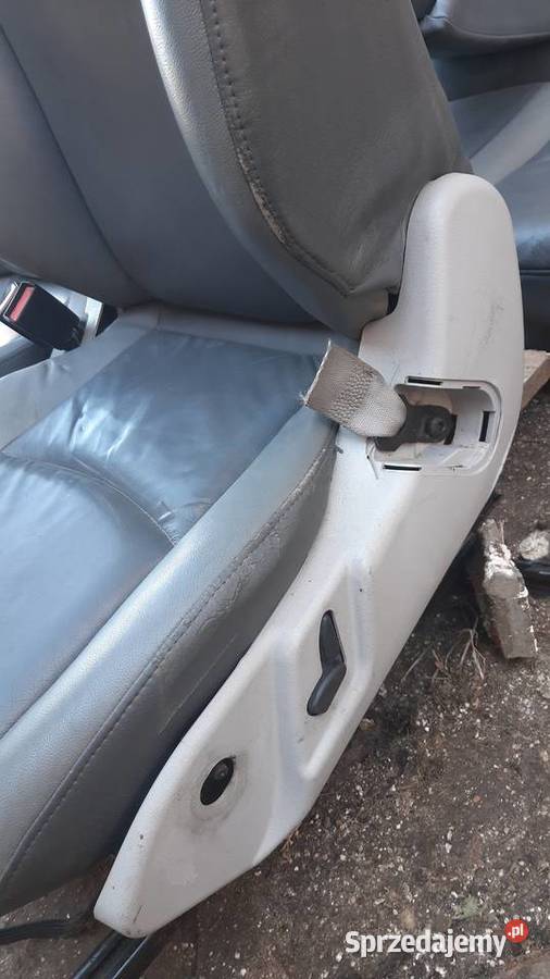 KOMPLET FOTELI FOTEL FOTELE MERCEDES C W203 Dębno sprzedam