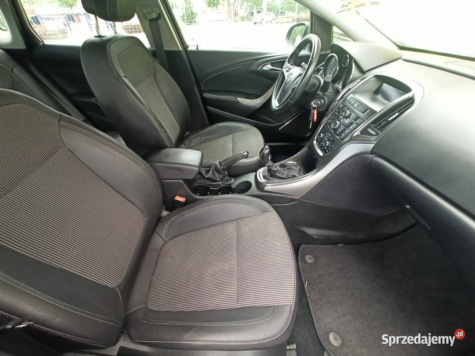 Opel Astra cosmo serwisowany stan J 20092019