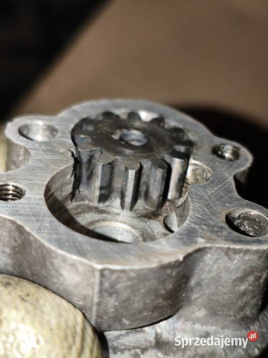Pompa oleju Ural M67 Leszno sprzedam