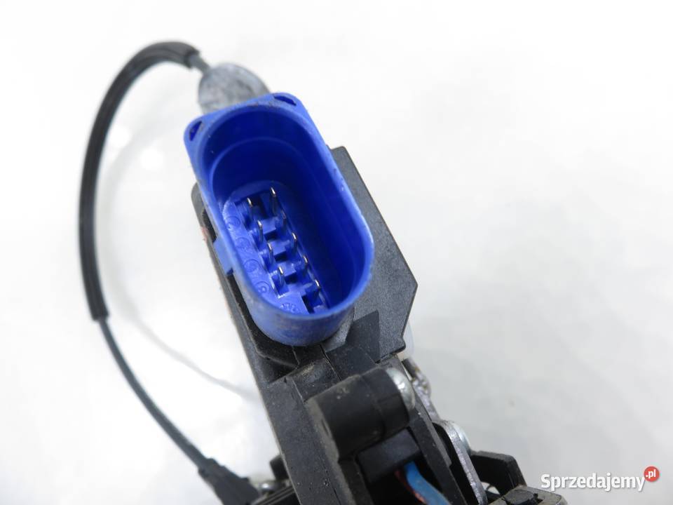 ZAMEK PRAWY PRZEDNI VW CADDY III Variant małopolskie