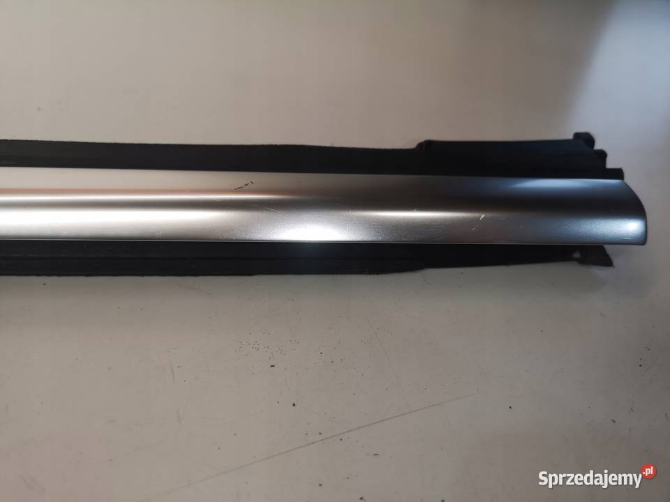 LISTWA CHROM SZYBY TYŁ AUDI A4 B7 CABRIO Pozostałe Przystajń
