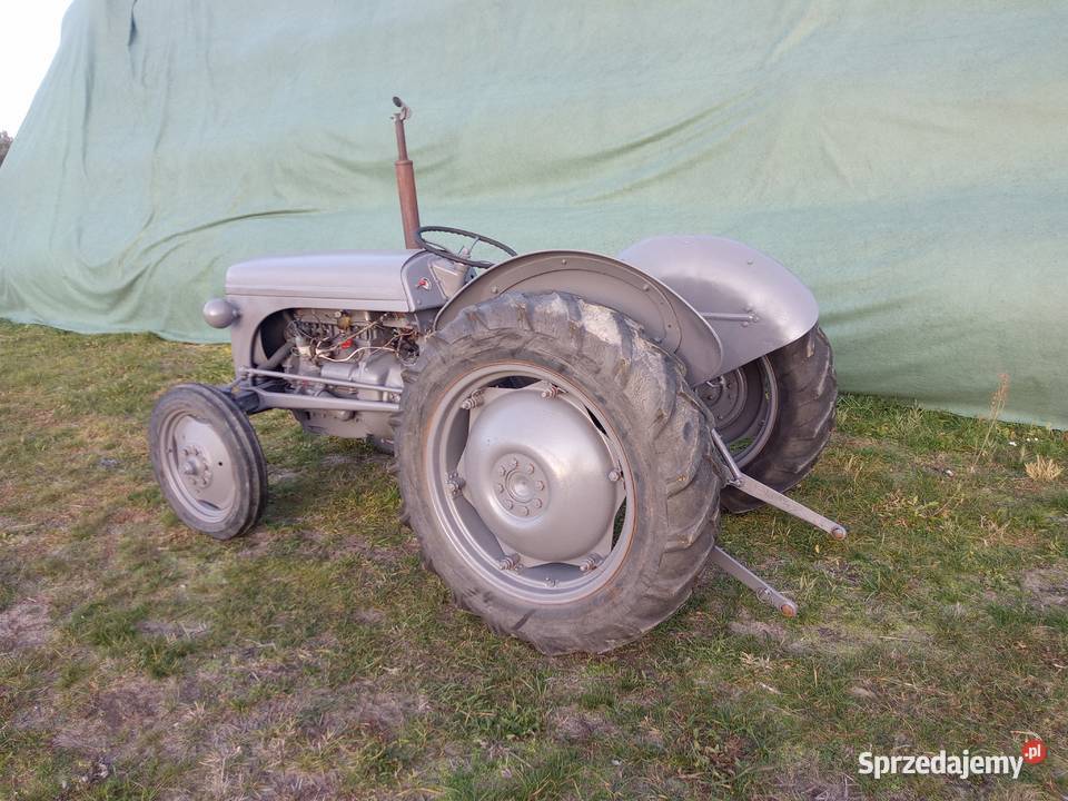 Massey Ferguson Radom