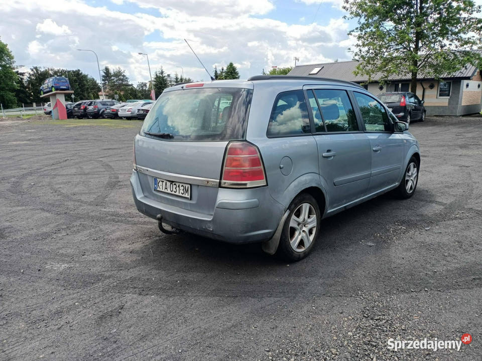 Opel Zafira Opel Zafira 19CDTI 120 05r 7os B Zafira Tarnów