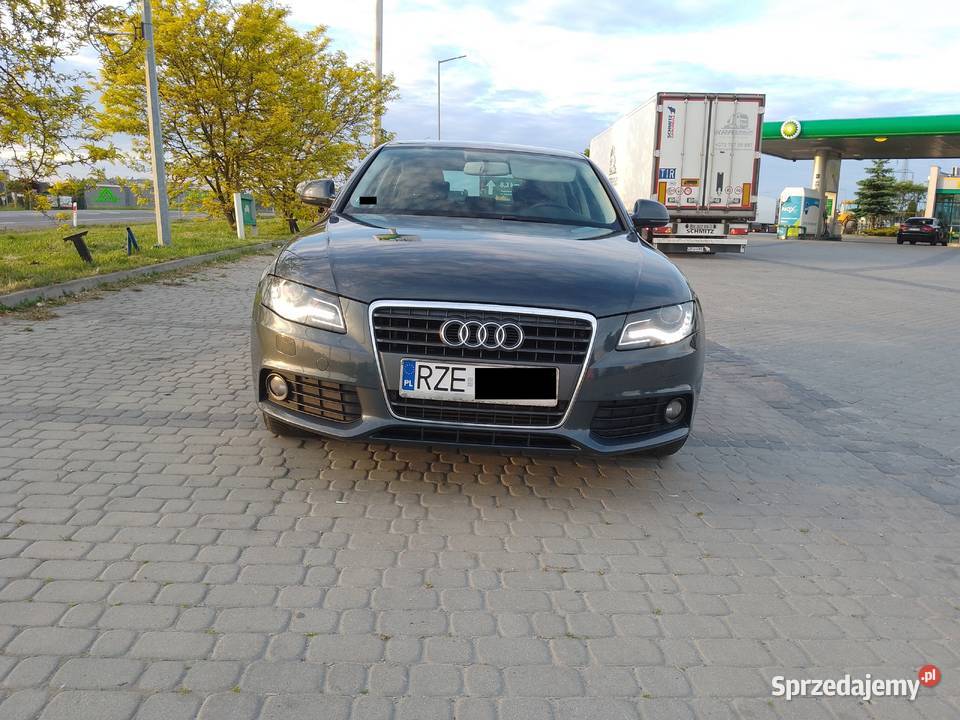 Audi a4 b8 sedan 20 tdi 143 Zaczernie