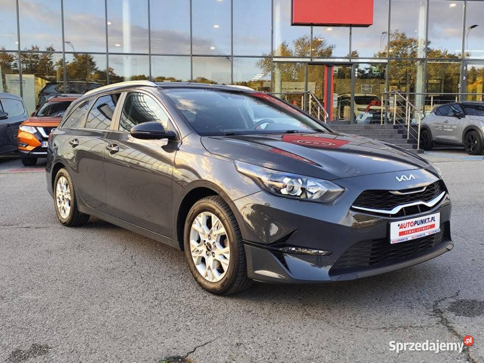 KIA Ceed 2023r Navi asystenci kamera hak FV23 automatyczna Kraków sprzedam