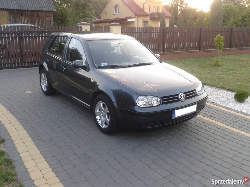 Sprzedam Vw Golf 4 1 właściciel mały przebieg Ostrowiec Świętokrzyski