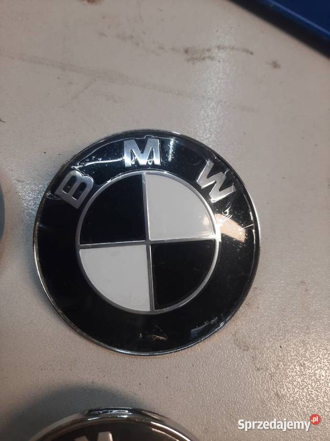 Znaczek emblemant logo BMW 2 średnice Nowy Ksawerów