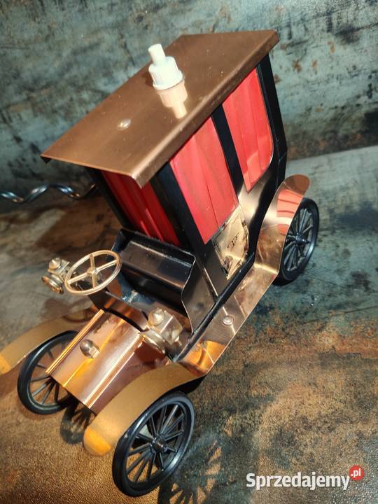 Lampa Włochy projekt E Ferrari lata 50 vintage