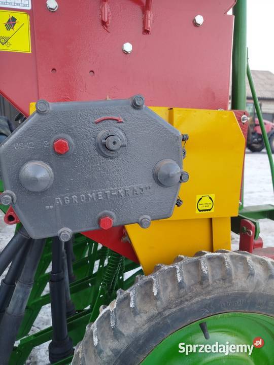 Sprzedam siewnik zbożowy poznaniak 3m mazowieckie Nacpolsk sprzedam