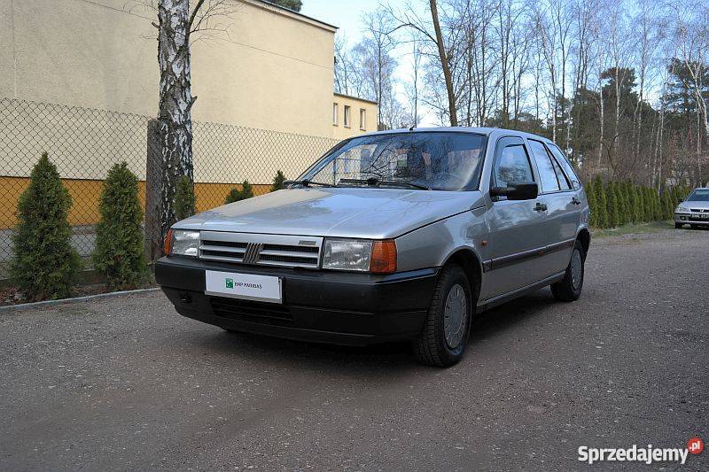 Fiat Tipo I WłaścicielSuper stanOryginał 2 400 welurowa tapicerka