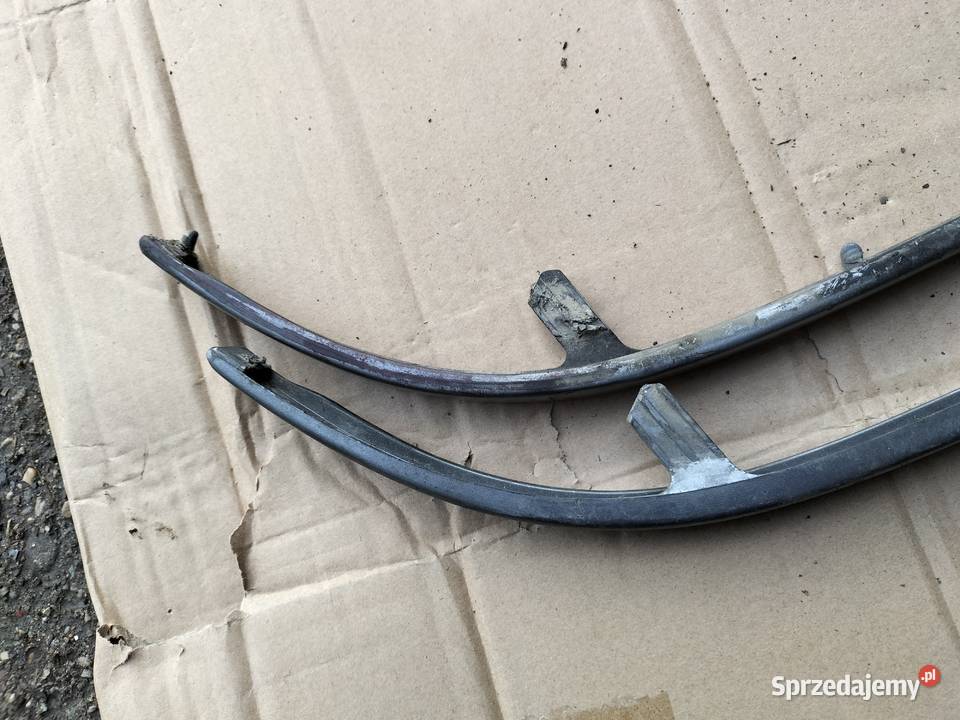 AUDI 80 B4 LISTWA POD LAMPE REFLEKTORA PRAWA Kamień-Kolonia