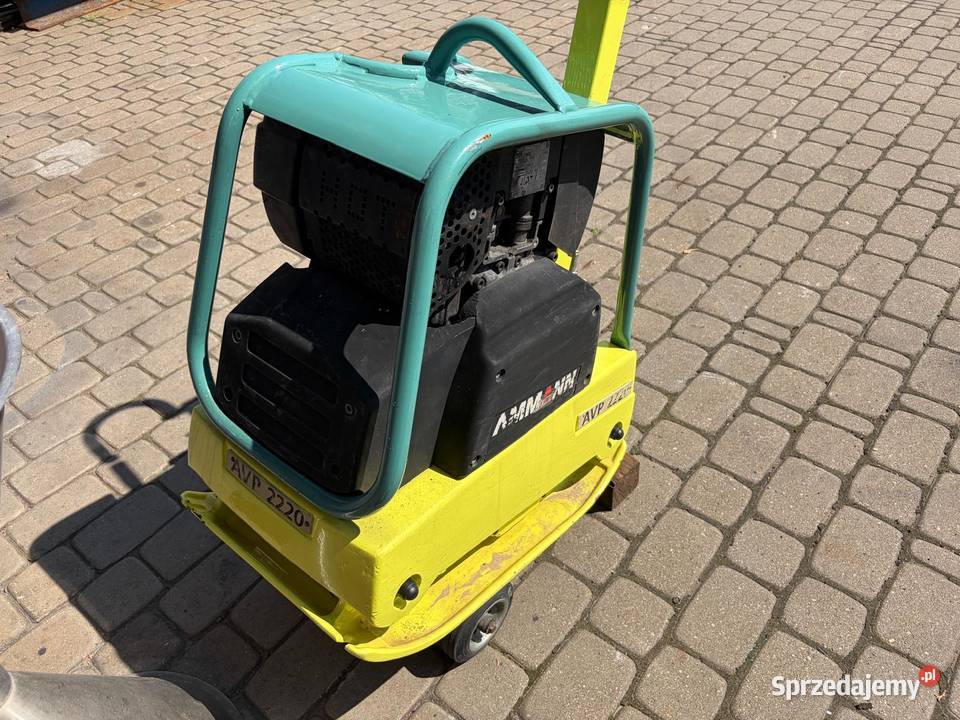 Zagęszczarka ubijarka rewersyjna AMMANN AVP 2220