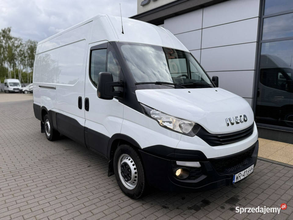 Iveco Daily 35S12 23 35120 L3H2 HiMatic Radom sprzedam