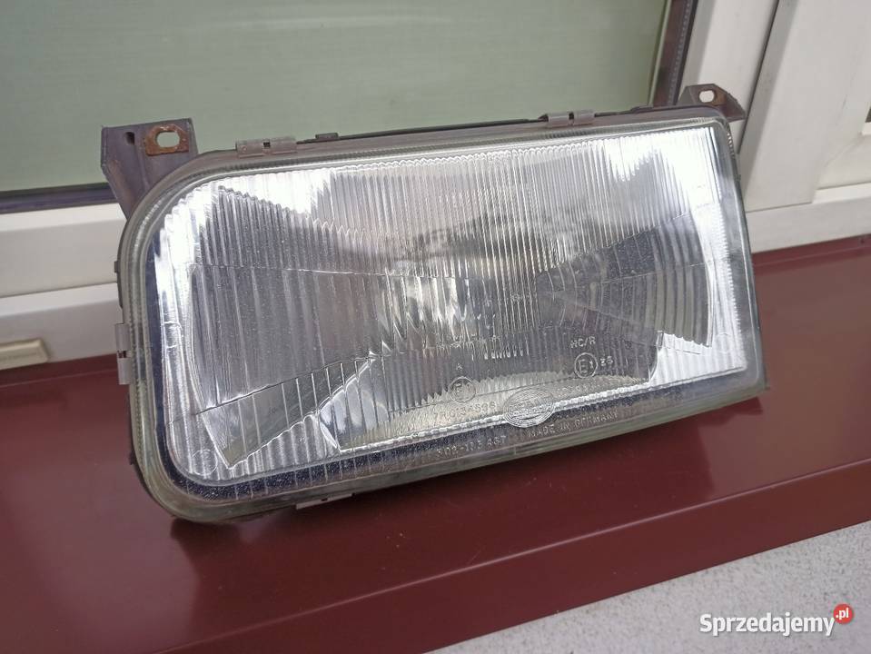 VW Passat B3 lampa przednia lewa reflektor przód osobowe Sieradz