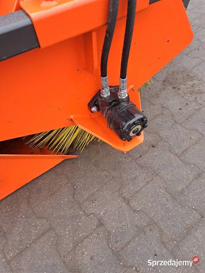 Zamiatarka z szuflą Metal Tehnik 180 Zamiatarki Piecewo sprzedam