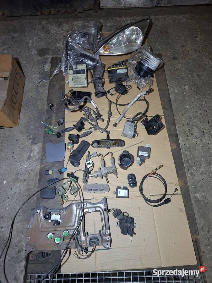 Ford focus mk1 23 benzyna Łańcut sprzedam