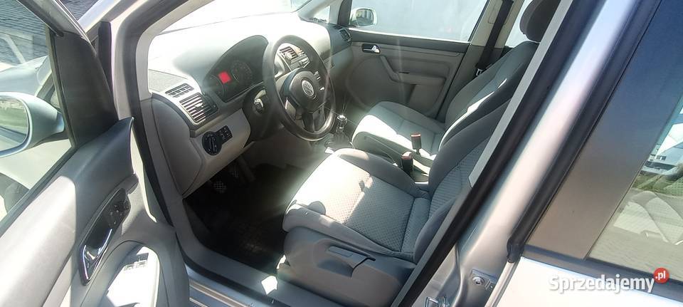 Śliczny VW Touran zamiana lakier metallic Paczków