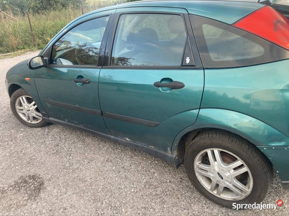 Ford Focus 18 TDDI manualna Jędrzejów