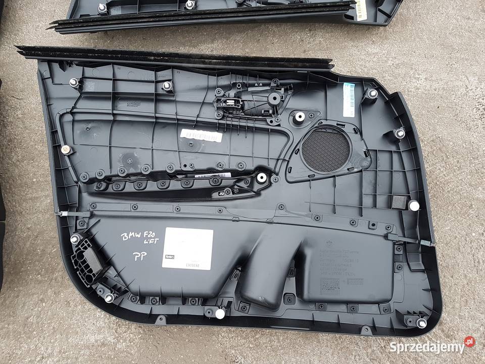 BMW 1 120 F20 LIFT boczek boczki tapicerka drzwi sprzedam