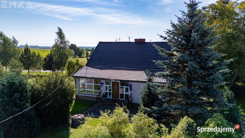sprzedaży domu wolnostojącego Świecie 190m2