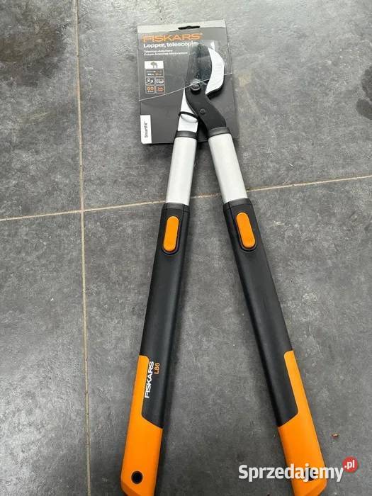 NOWY Sekator Teleskopowy Fiskars SmartFit L86