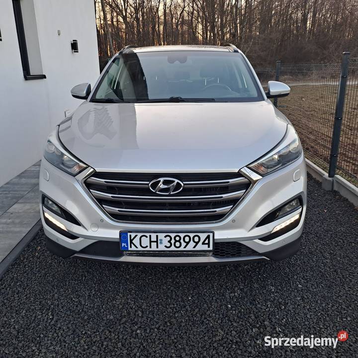 Hyundai Tucson Benzyna 16 Napęd 4x4 Full