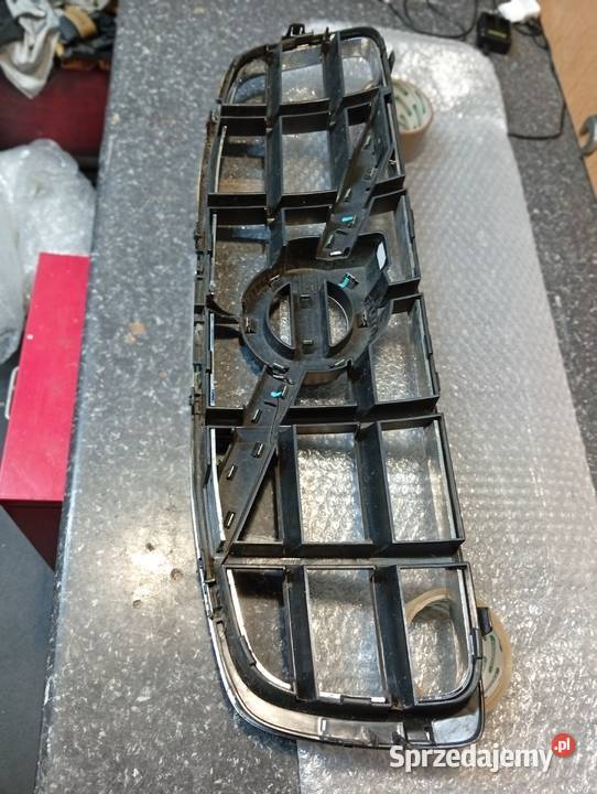 Grill Volvo XC70 2012r Warszawa sprzedam
