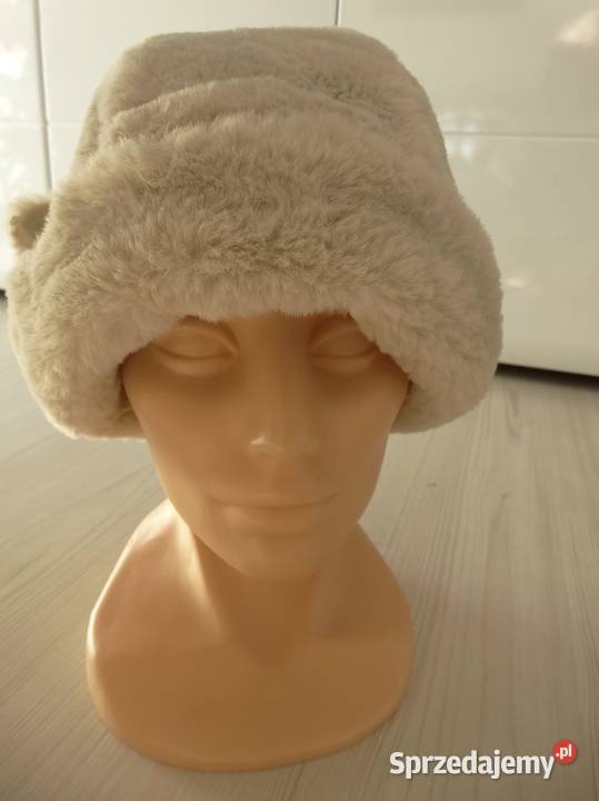Czapka Zimowa Futrzana Sztuczne Futro Kremowa Dla kobiet Nakrycia głowy sprzedam