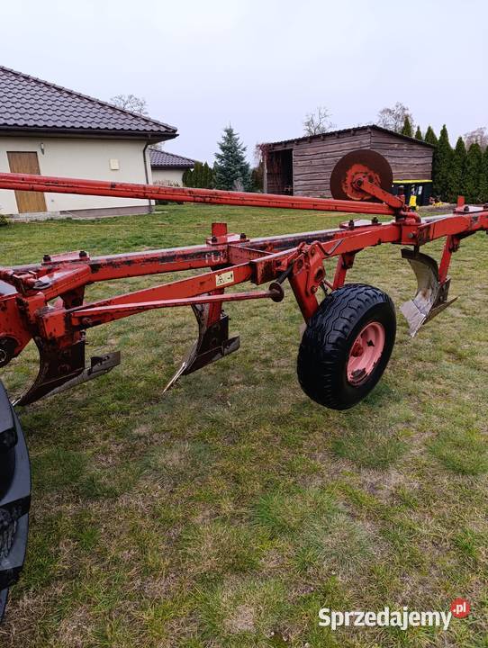 Pług 41 Tur Unia nieuszkodzony Zygmuntów sprzedam