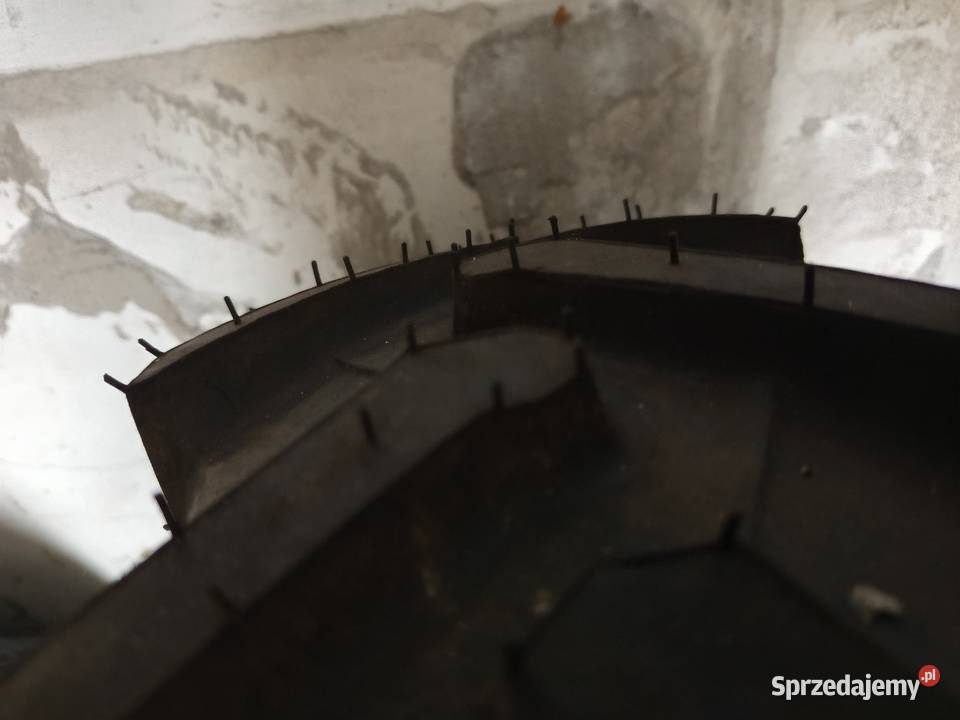 Opona 658014 Marianki