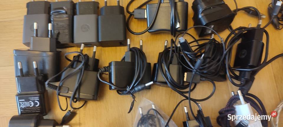 Kable telefony klawiatury wszystko sprawne Warszawa