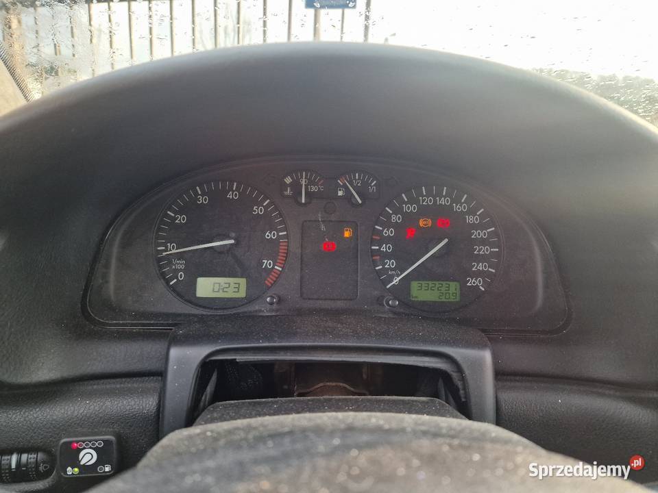 Sprzedam passata b5 18 340km Czarny Bór