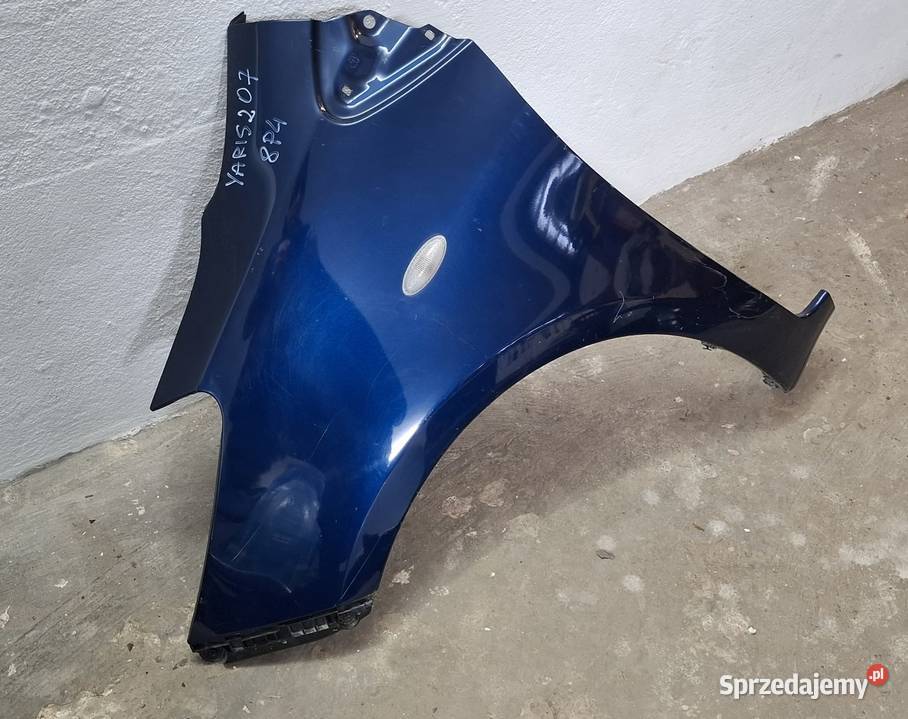 Błotnik Lewy Przód Toyota Yaris 2 Sandomierz