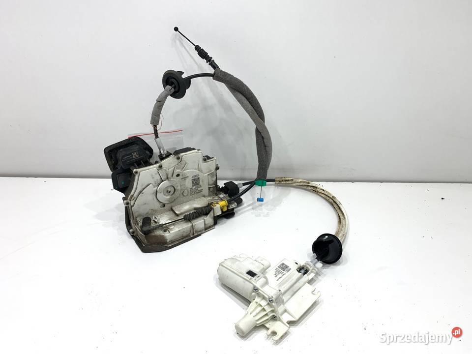 ZAMEK DRZWI PRAWY PRZÓD AUDI A8 D5 SedanLimuzyna osobowe sprzedam