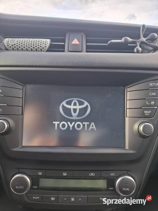 Toyota Avensis III 2017 20 Benzyna 152 Automat podgrzewane fotele mazowieckie Grójec