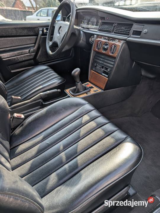 Mercedes Benz w201 190 Wolny korozji 102KM Poręba Wielka sprzedam